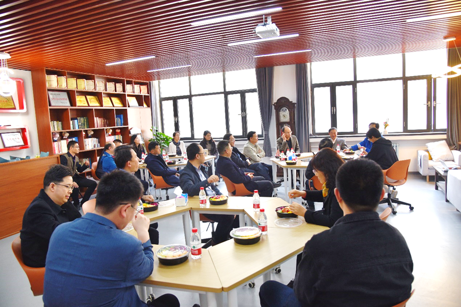 dc3c1a71d9c9458c81f20dc77a136729.png dc3c1a71d9c9458c81f20dc77a136729.png